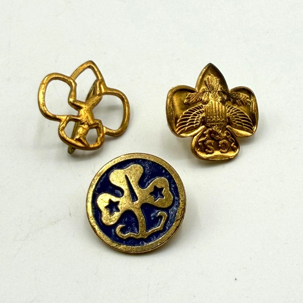 Vintage Girl Scout Pin Set Gold Tone Blue Enamel Trefoil Eagle Badge 3pc Lot